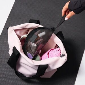 The Flat Lay Co. Mesh Lunar Flat Lay Makeup Pouch - Classic Black